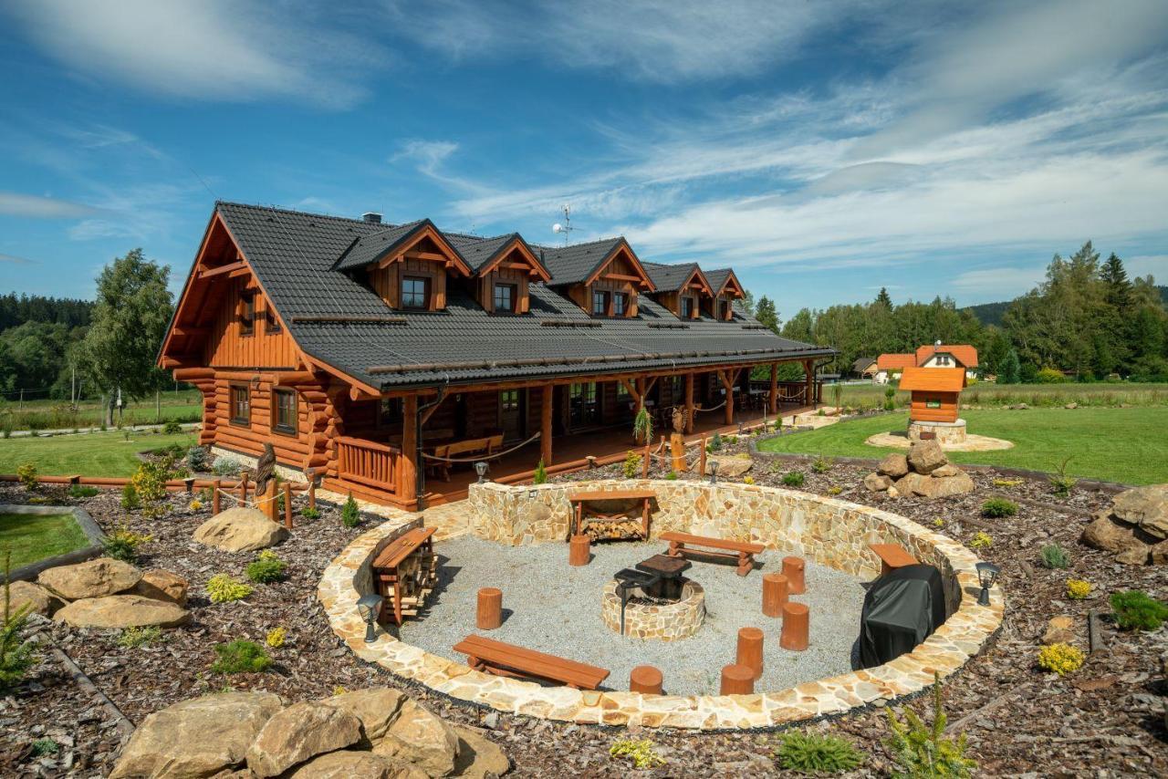 Apartmany Srub Vytonka Lipno Přední Výtoň Exterior foto